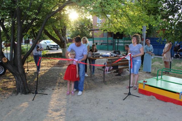 Открытие летней детской площадки в п. Восточном